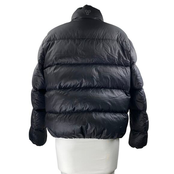 Aritzia TNA Women's Black Zip Up Long Sleeve Packable Puffer Coat Jacket Size M - Picture 3 of 5